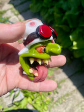 Load image into Gallery viewer, Gremlin racer