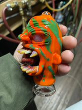 Load image into Gallery viewer, War ape puffco attachment