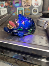 Load image into Gallery viewer, Uv everything gold gorilla pendy