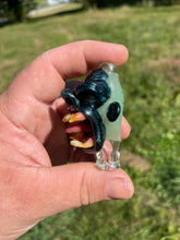 Load image into Gallery viewer, Screaming chimp pivot mouthpiece
