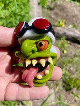 Load image into Gallery viewer, Gremlin racer
