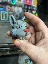 Load image into Gallery viewer, Fritz the cat pendant
