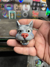 Load image into Gallery viewer, Fritz the cat pendant
