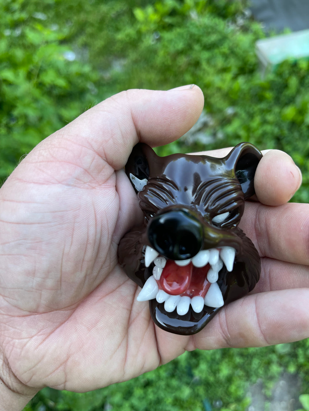 Grizzly glow pendy