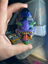 Load image into Gallery viewer, Color changing trap yeti
