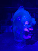 Load image into Gallery viewer, Solid uv atomic stardust ape puffco
