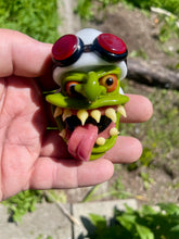 Load image into Gallery viewer, Gremlin racer
